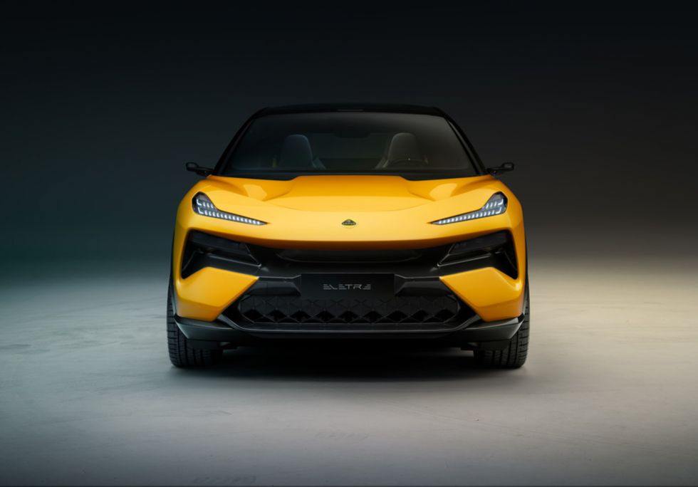 Lotus unveils the 2023 Lotus Eletre Electric SUV